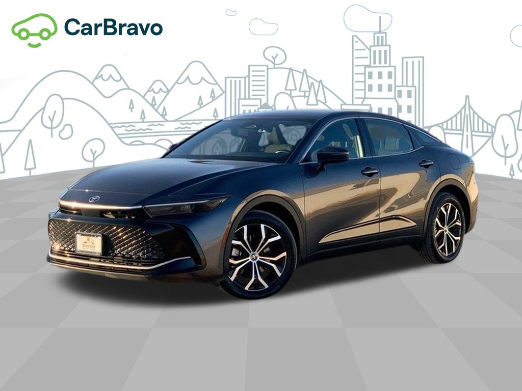 2024 Toyota Crown XLE — photo 1 of 6