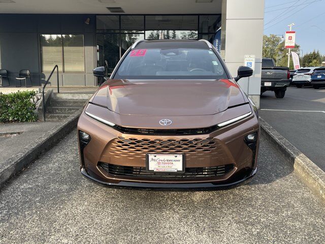 2025 Toyota Crown Signia Limited