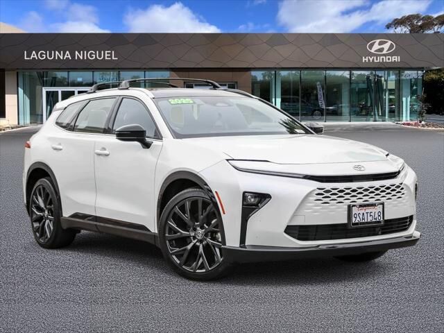 2025 Toyota Crown Signia Limited