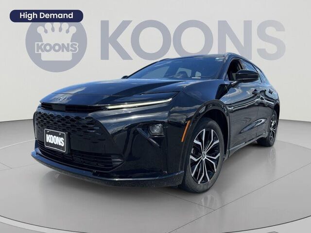 2025 Toyota Crown Signia XLE