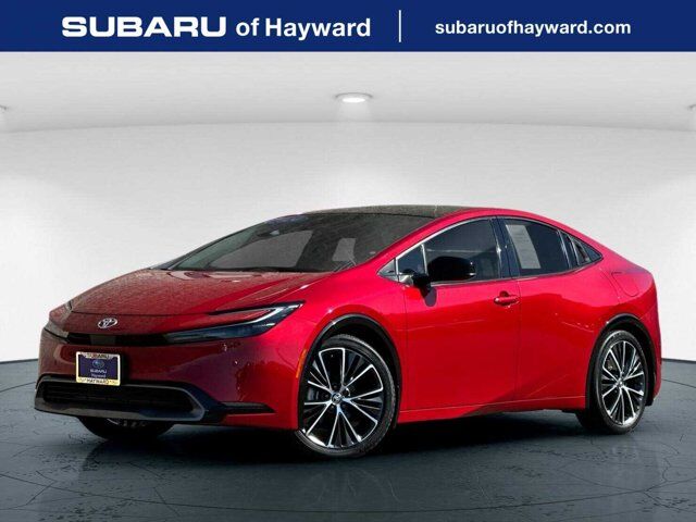 2024 Toyota Prius XLE 5D Hatchback