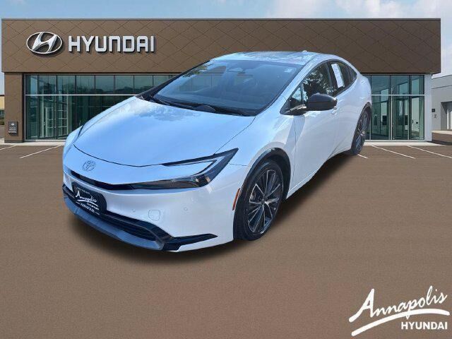 2023 Toyota Prius XLE