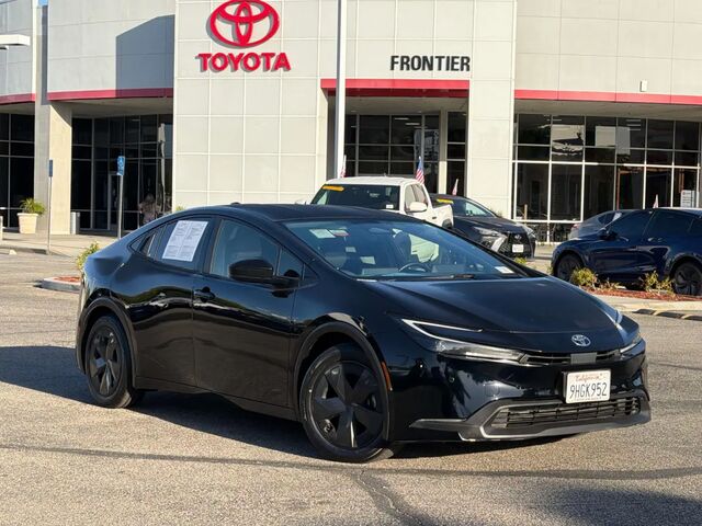 2023 Toyota Prius LE