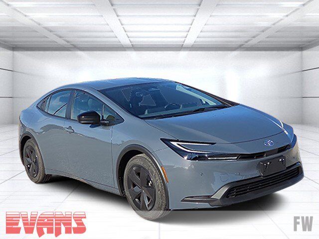 2025 Toyota Prius LE