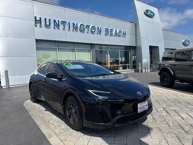 2023 Toyota Prius LE