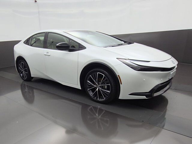 2025 Toyota Prius XLE
