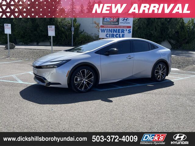 2024 Toyota Prius LE
