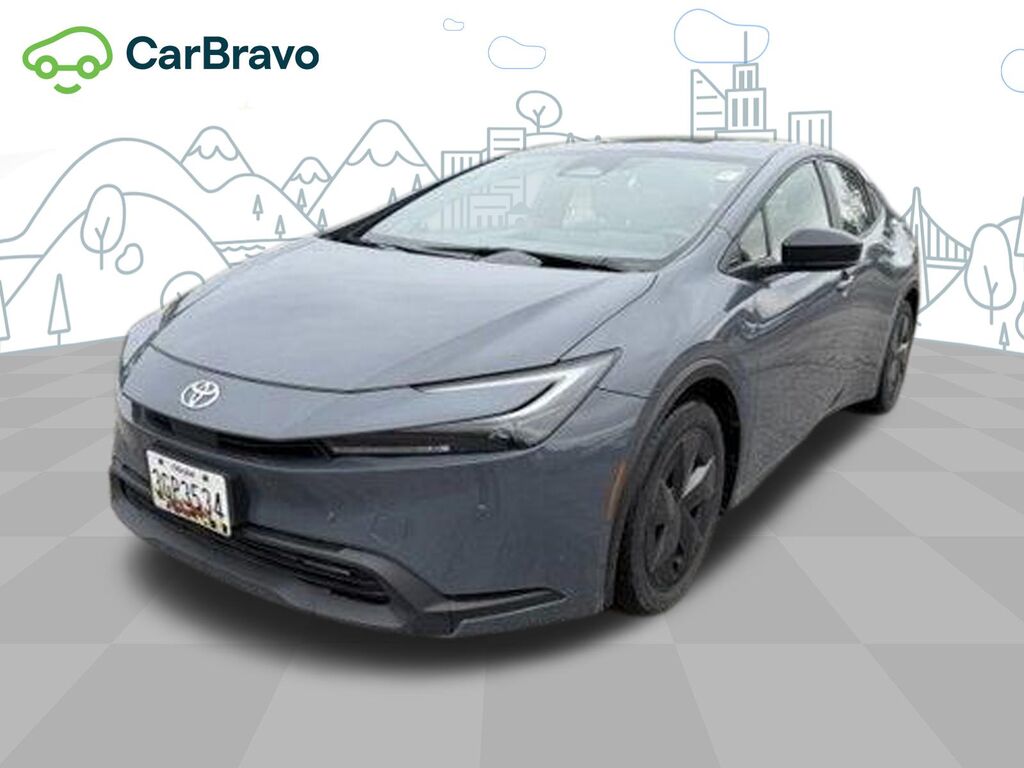 2025 Toyota Prius LE — photo 1 of 7
