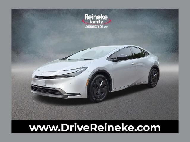 2025 Toyota Prius LE