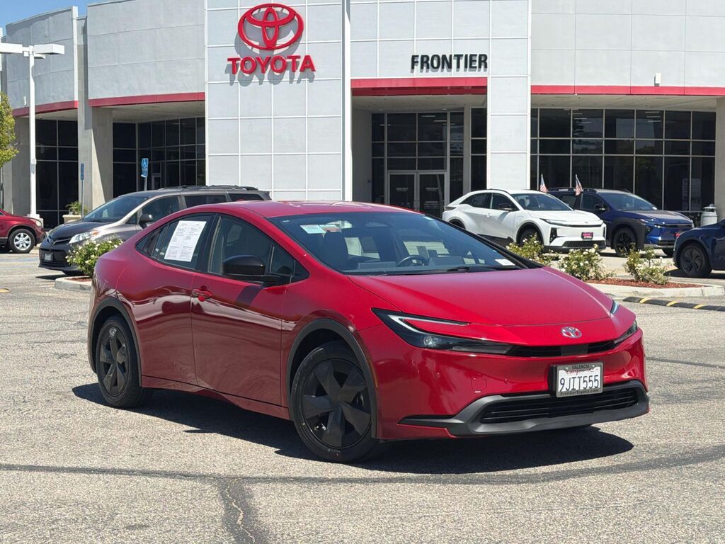 2023 Toyota Prius LE — photo 1 of 27