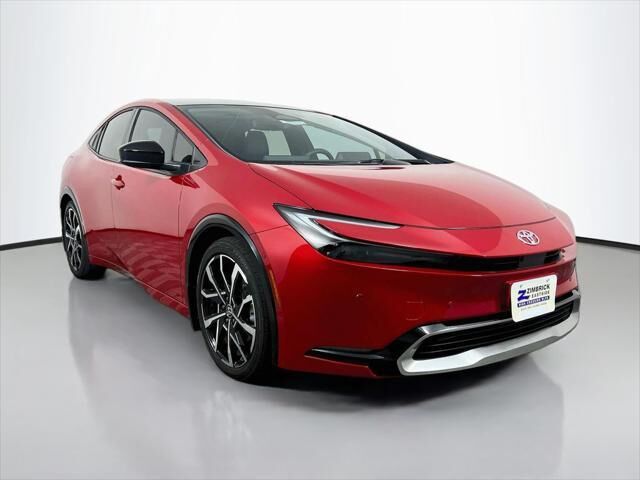 2026 Toyota Prius Plug-in Hybrid XSE Premium — photo 1 of 13