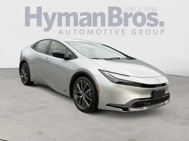 2023 Toyota Prius LE — photo 1 of 13