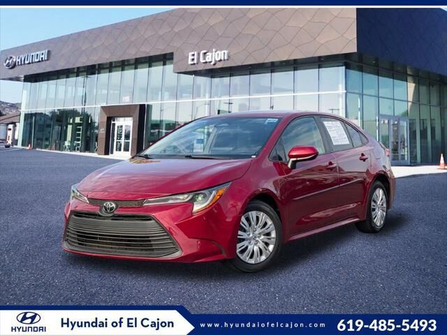 2023 Toyota Corolla LE — photo 1 of 2