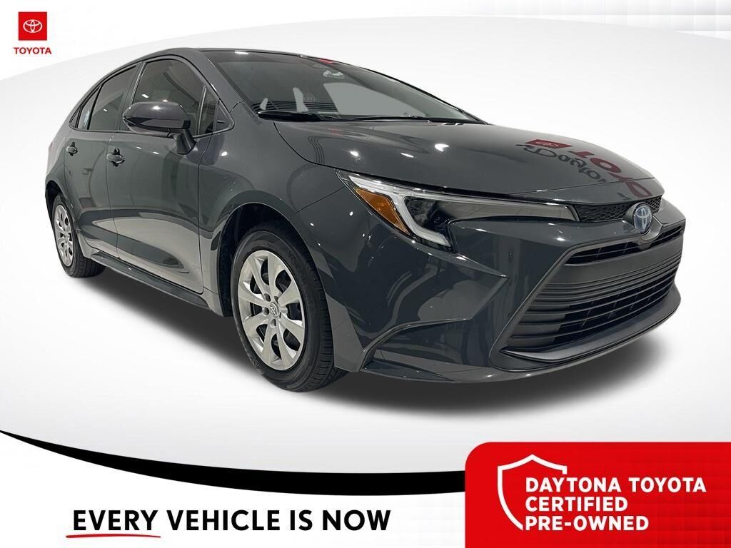 2025 Toyota Corolla Hybrid LE — photo 1 of 36