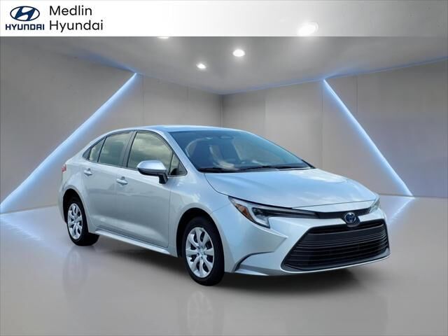2023 Toyota Corolla Hybrid LE