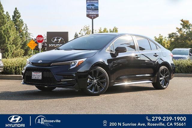 2025 Toyota Corolla Hybrid SE