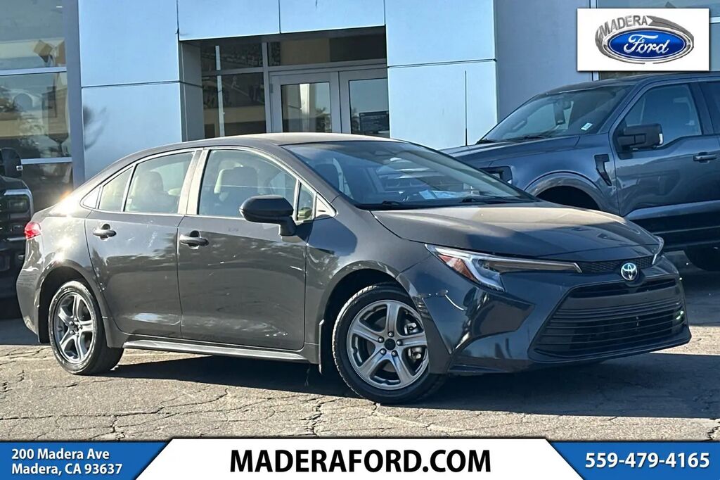 2024 Toyota Corolla Hybrid LE — photo 1 of 13