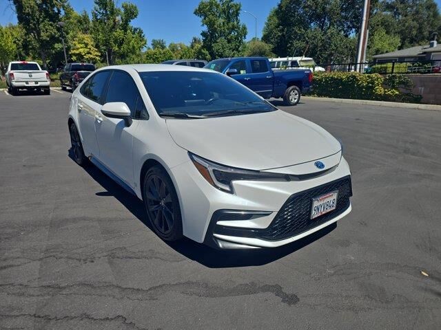 2024 Toyota Corolla Hybrid SE