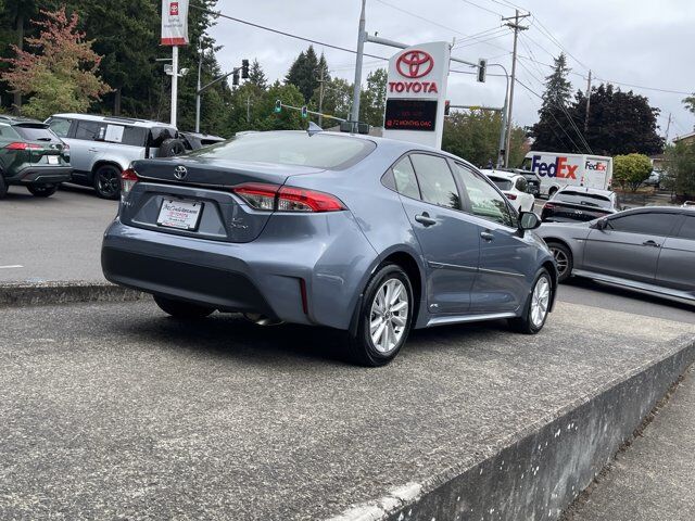 2025 Toyota Corolla Hybrid LE
