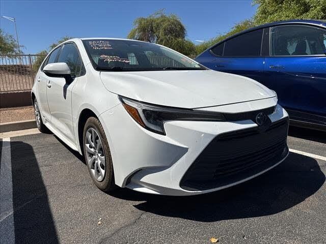 2023 Toyota Corolla Hybrid LE — photo 1 of 27