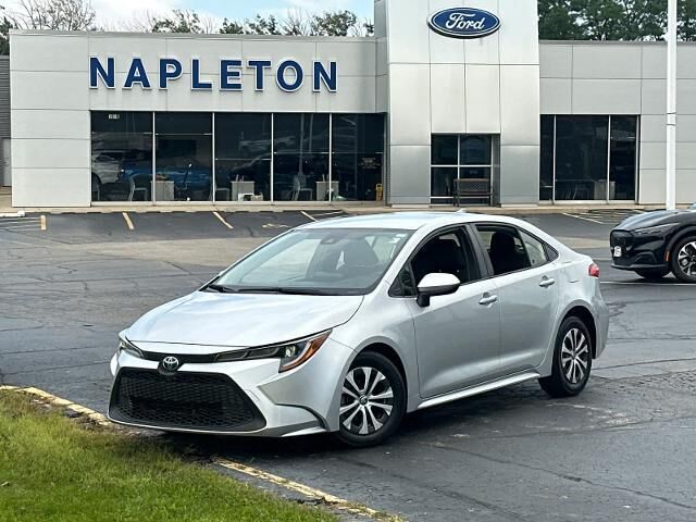 2022 Toyota Corolla Hybrid LE — photo 1 of 26