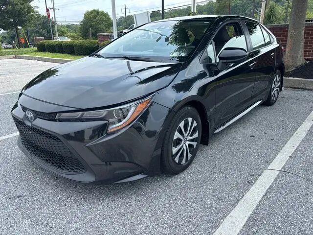 2022 Toyota Corolla Hybrid LE — photo 1 of 4