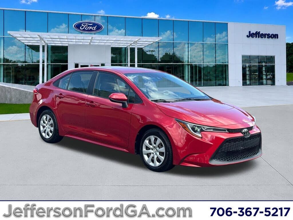 2021 Toyota Corolla LE — photo 1 of 1