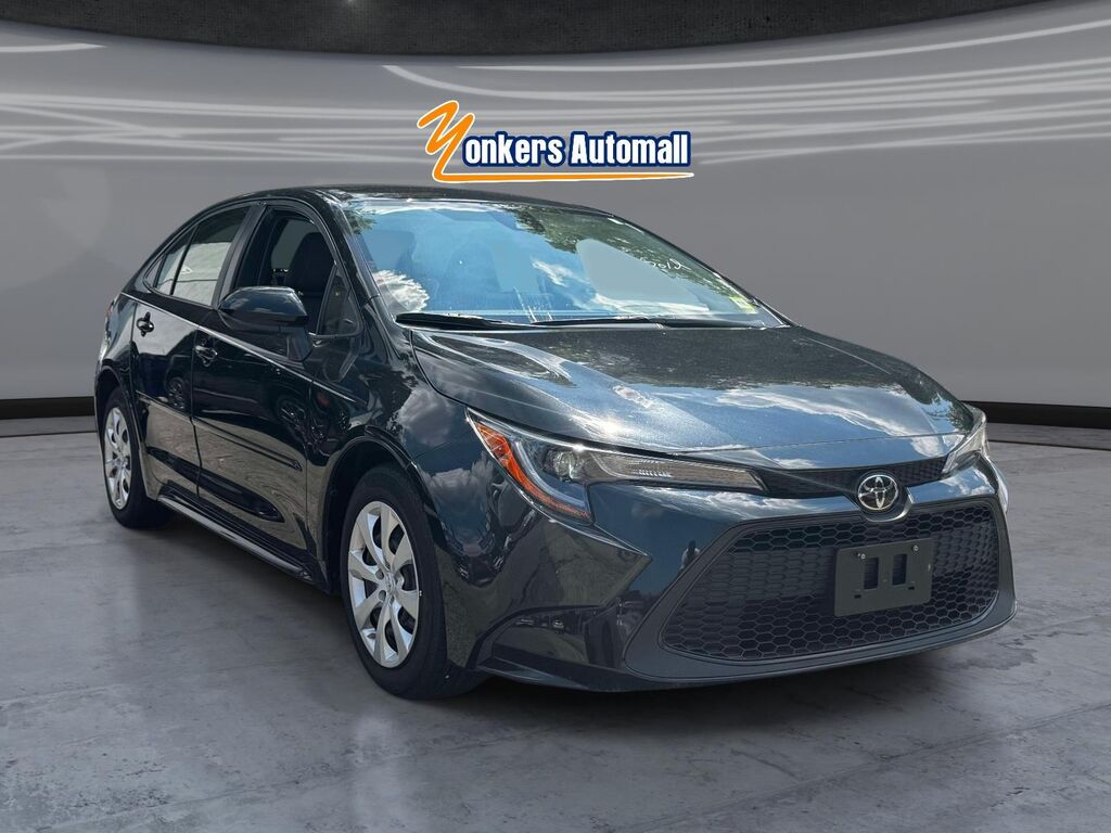 2022 Toyota Corolla LE — photo 1 of 26