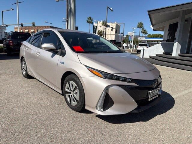 2021 Toyota Prius Prime XLE