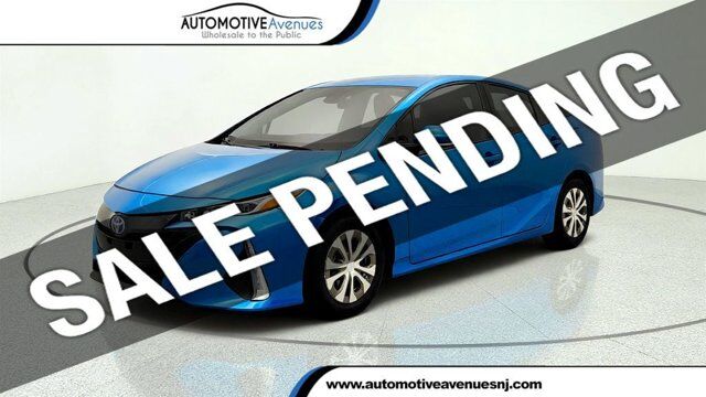 2021 Toyota Prius Prime XLE — photo 1 of 27