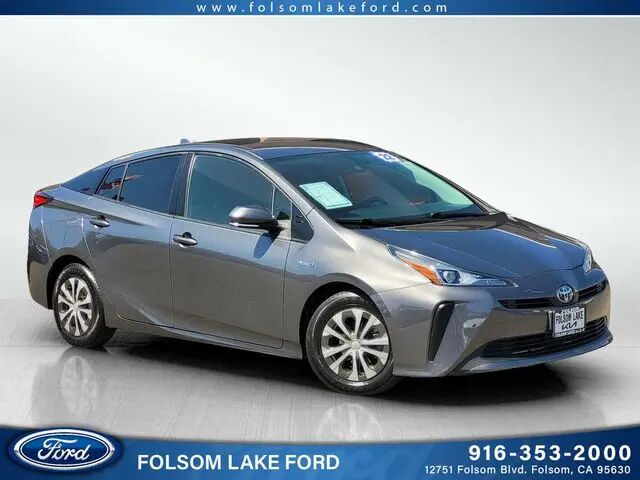 2022 Toyota Prius LE