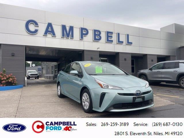 2022 Toyota Prius LE