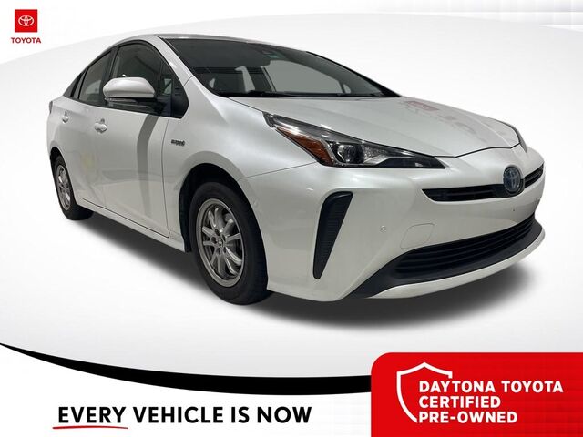 2022 Toyota Prius LE