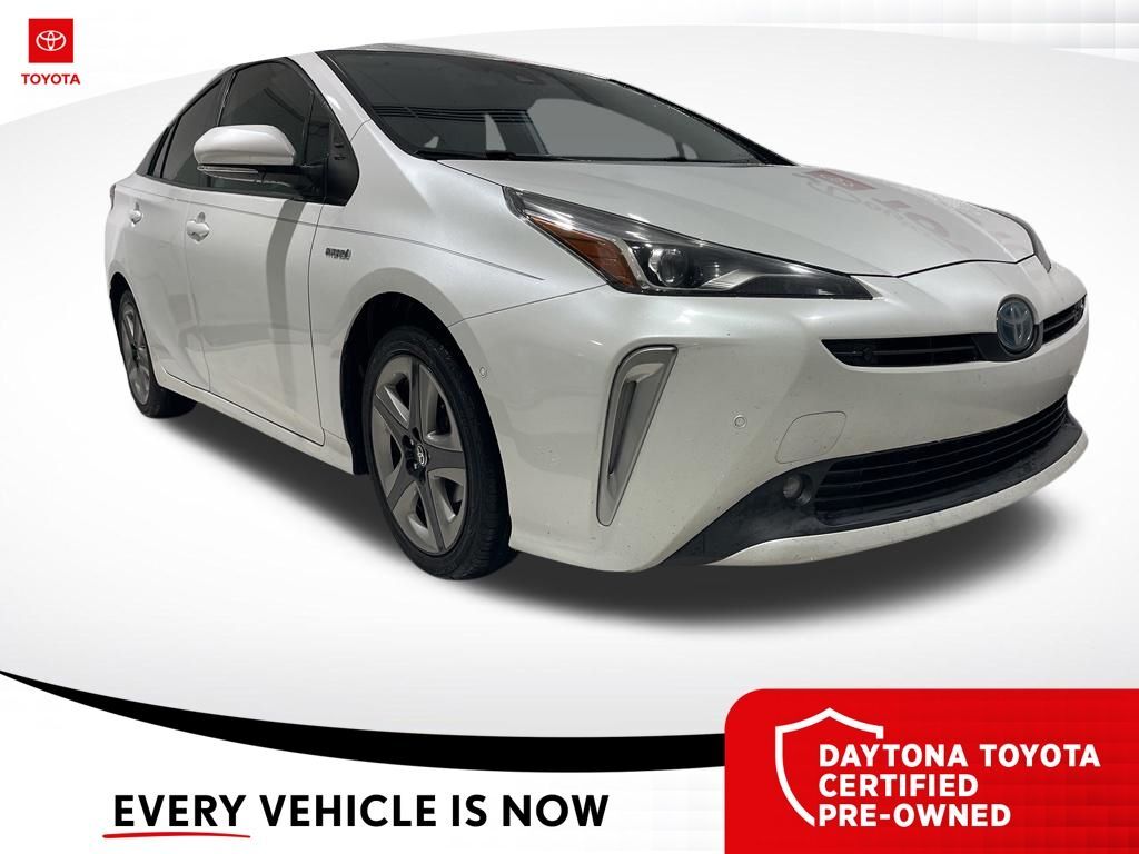 2022 Toyota Prius XLE — photo 1 of 10