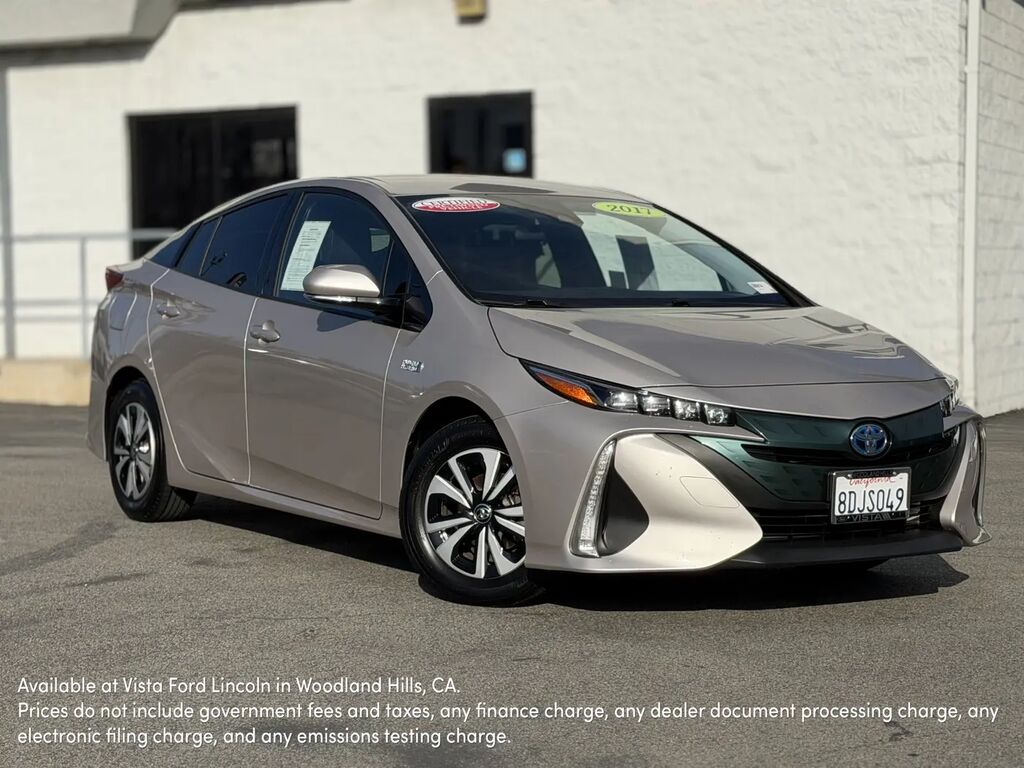 2017 Toyota Prius Prime Premium — photo 1 of 52