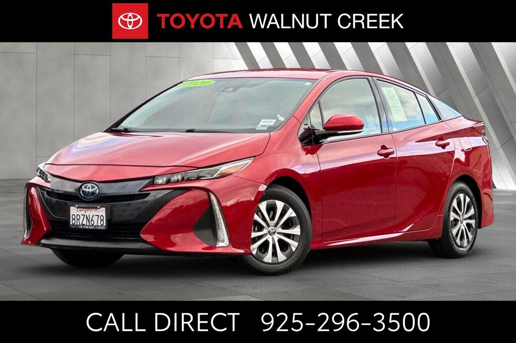 2020 Toyota Prius Prime LE — photo 1 of 13