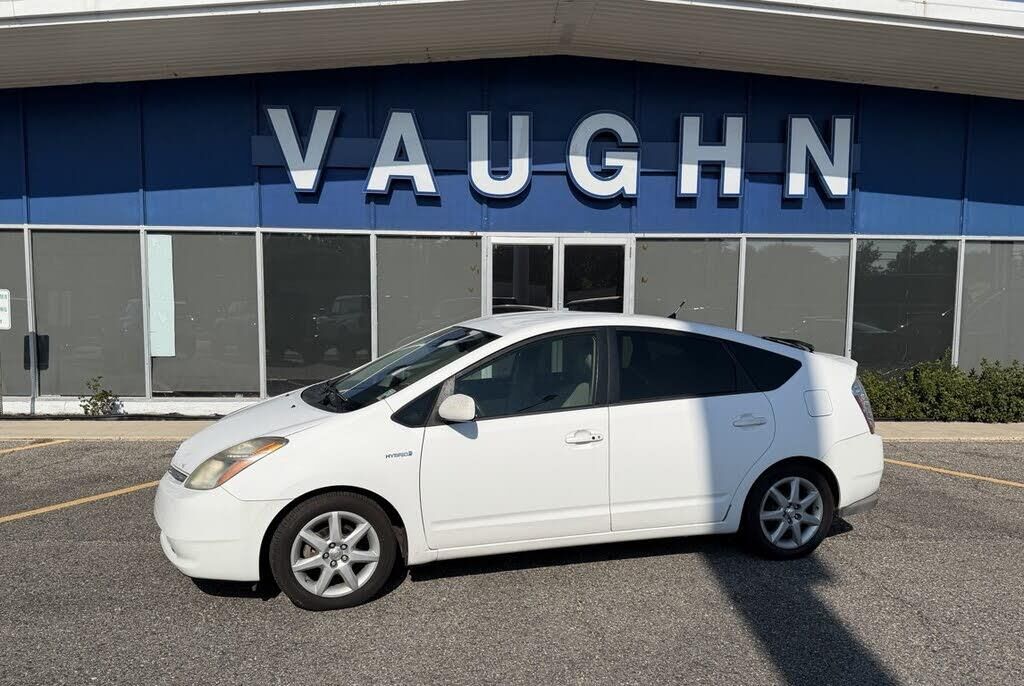 2008 Toyota Prius Touring — photo 1 of 1