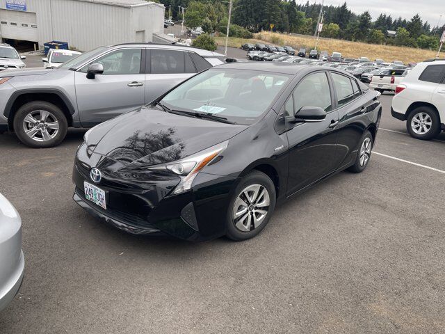 2016 Toyota Prius Two — photo 1 of 1