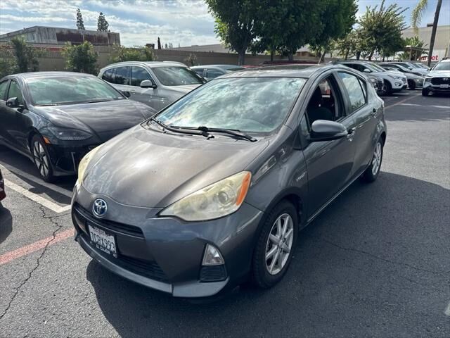 2013 Toyota Prius c Three