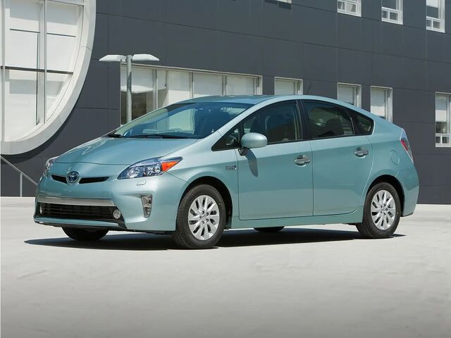 2013 Toyota Prius Plug-in Hybrid Base