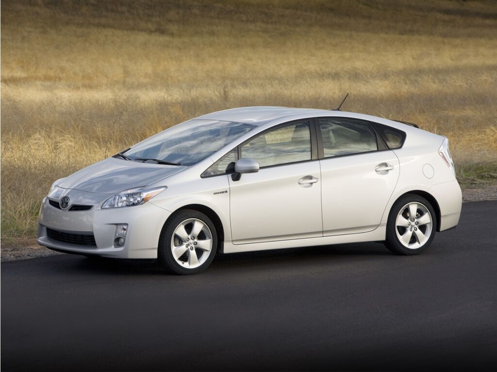 2011 Toyota Prius Two — photo 1 of 13