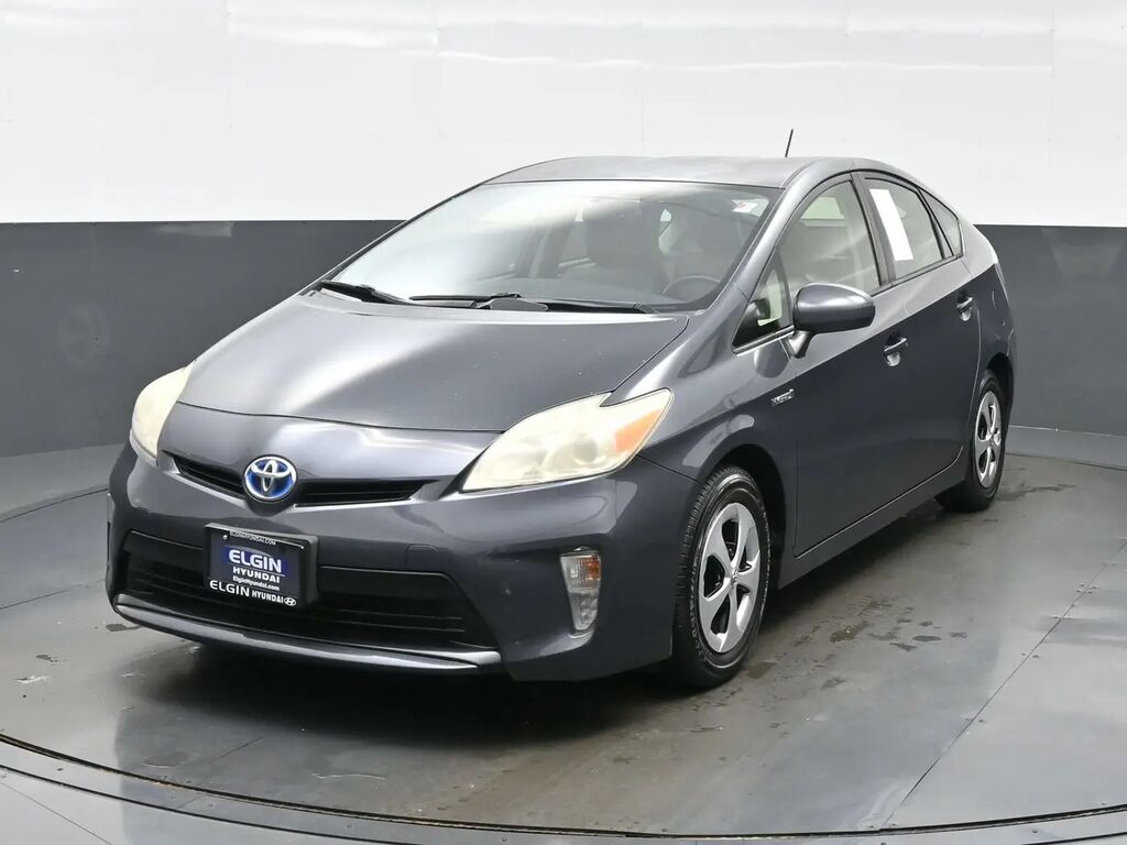 2012 Toyota Prius Four — photo 1 of 13