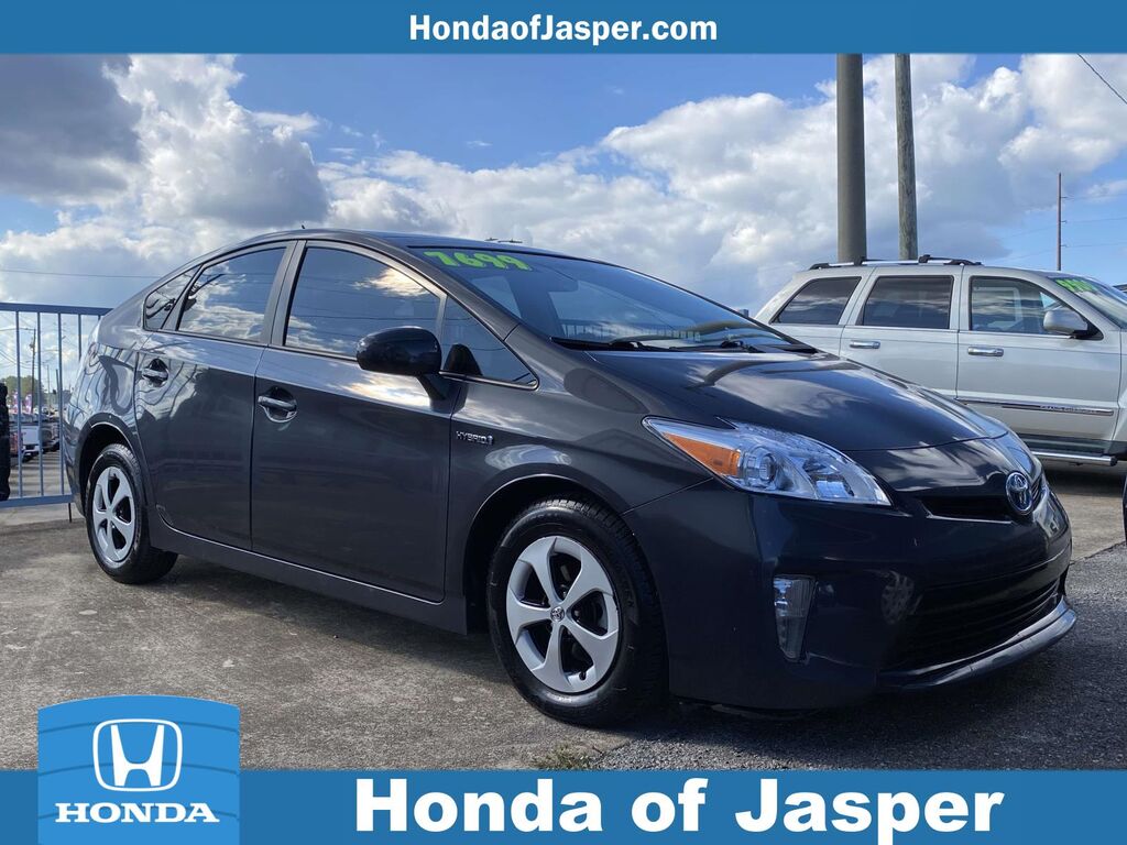 2012 Toyota Prius 5dr HB One (Natl) — photo 1 of 13