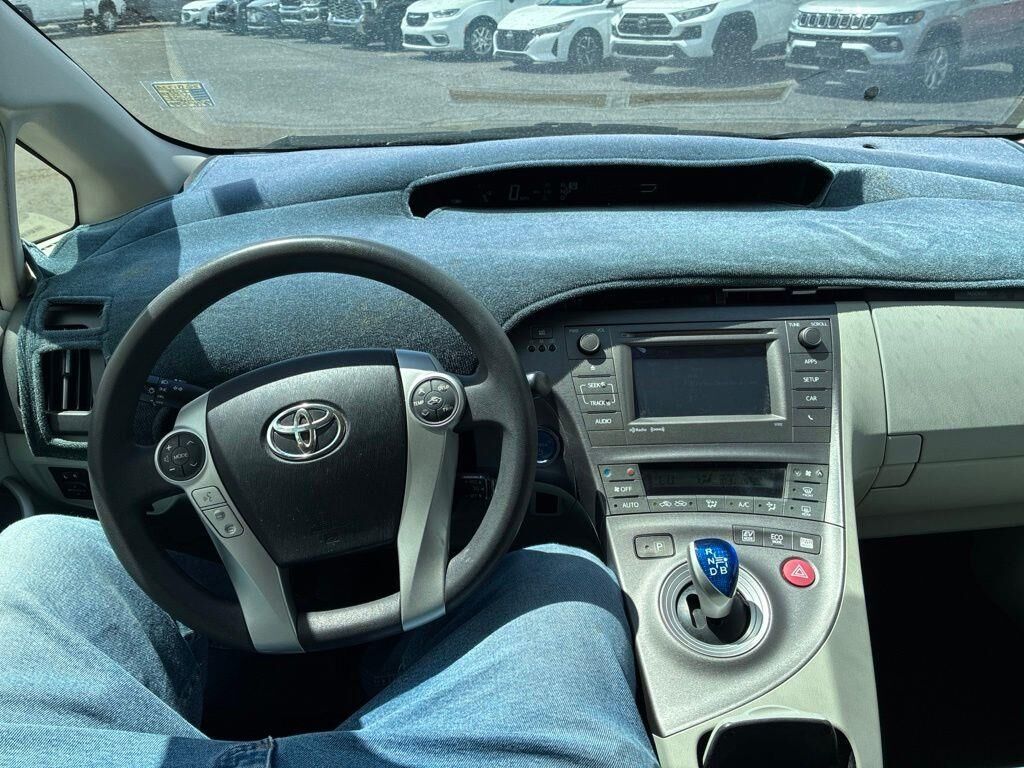 2014 Toyota Prius One — photo 1 of 1