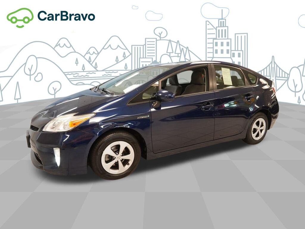 2015 Toyota Prius Two — photo 1 of 6
