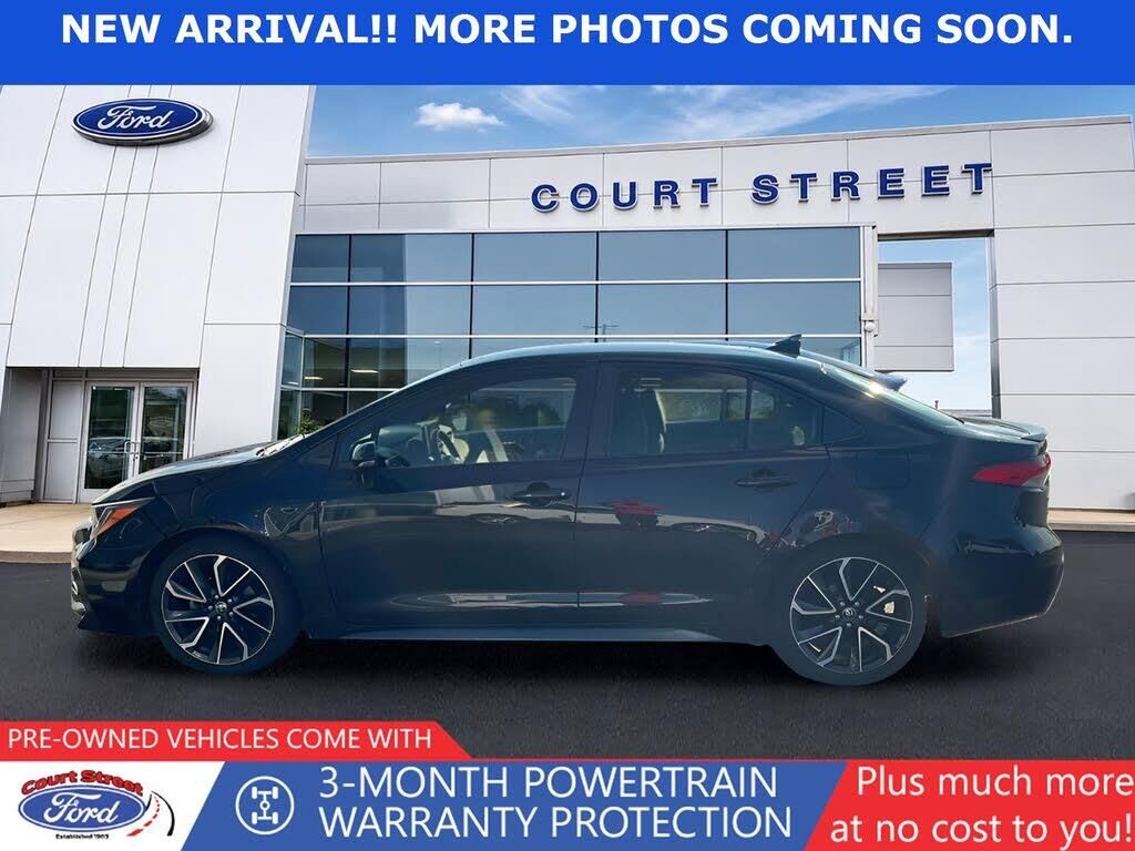 2020 Toyota Corolla SE — photo 1 of 4
