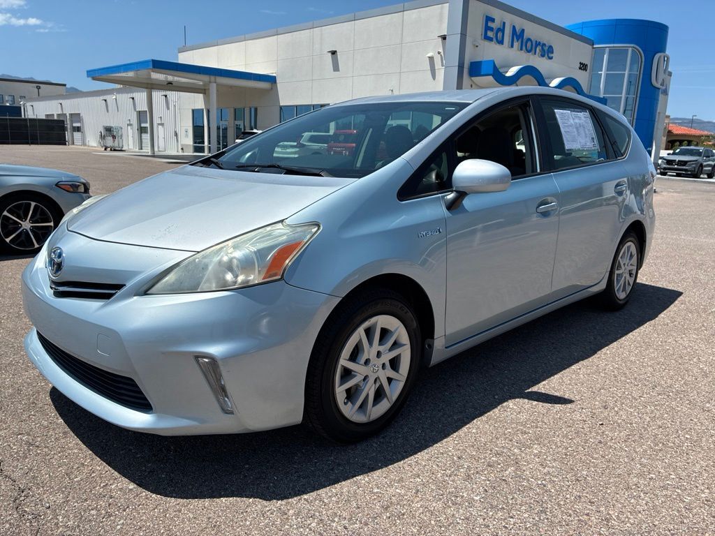 2012 Toyota Prius v Three — photo 1 of 13