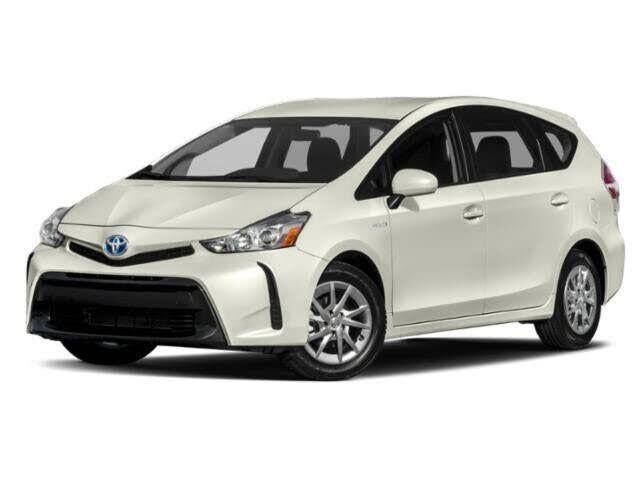 2015 Toyota Prius v Three — photo 1 of 27