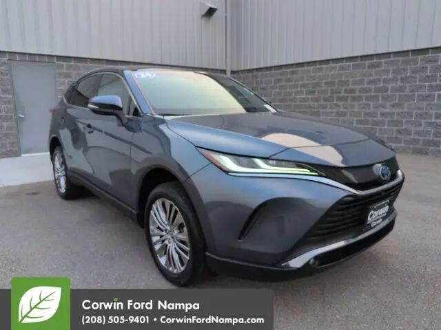 2024 Toyota Venza LE — photo 1 of 52