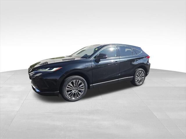 2022 Toyota Venza Limited — photo 1 of 13